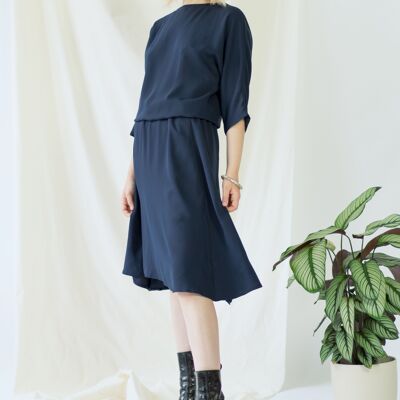 Anahit | Drapey dress in navy blue