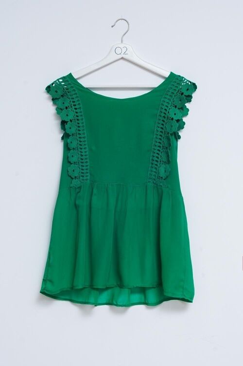 Broderie frill detail top in green