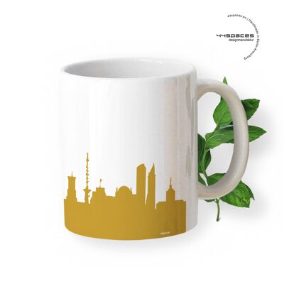 Berlin skyline mug. golden