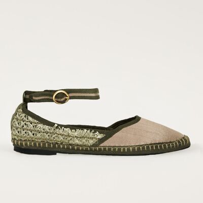 Courts Mule Green