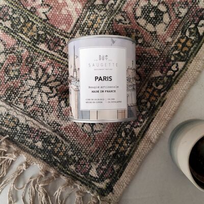 Paris - Handgemachte Kerze, die mit natürlichem Sojawachs duftet