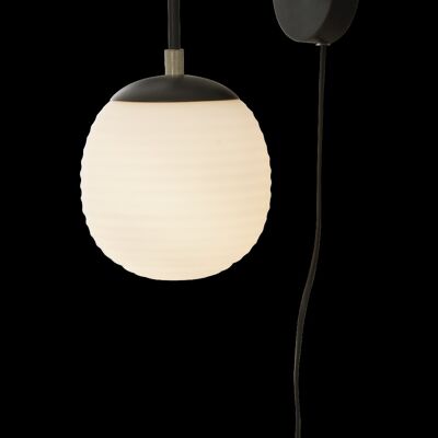 RILLE wall lamp, black/opal