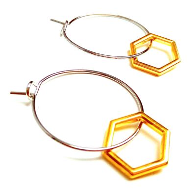 Hexagonal minimalist brass rings
