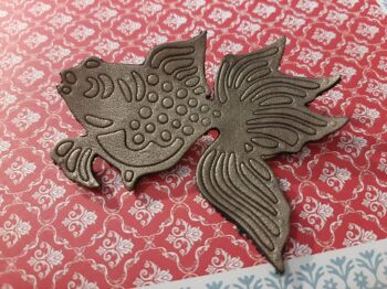 Broche cuir carpe koï japonaise 2