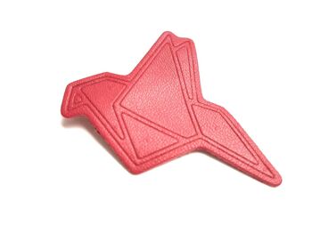 Broche cuir oiseau origami 1