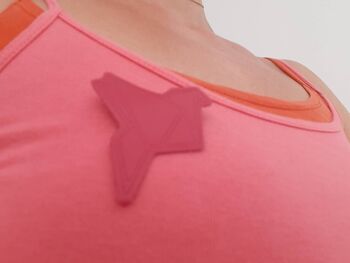 Broche cuir oiseau origami 2