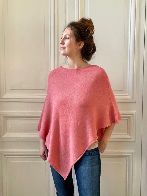 Poncho en pointe 58% cachemire 42% lin