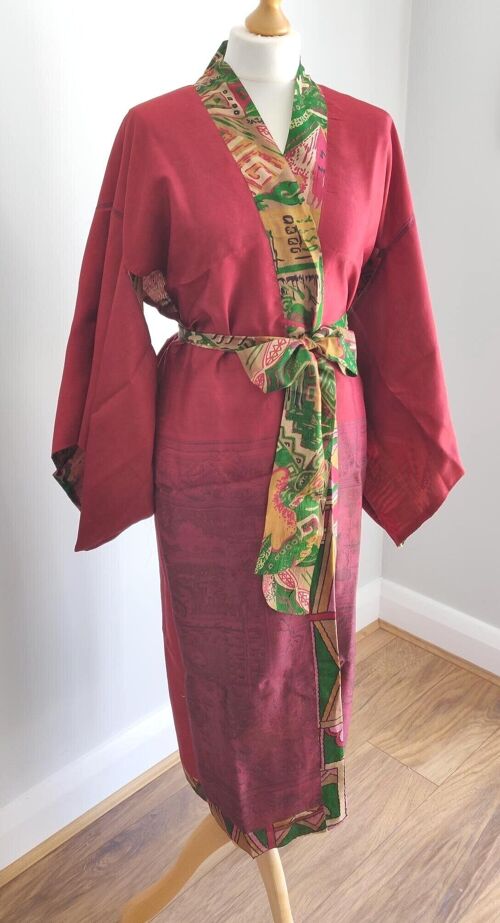 Reversible Kimono Dressing Gown in Red/Green