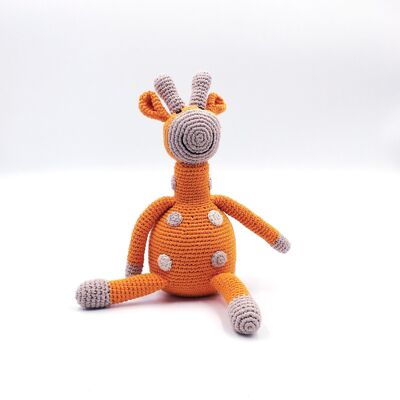 Juguete de ganchillo para bebé: jirafa, sonajero, color naranja suave.