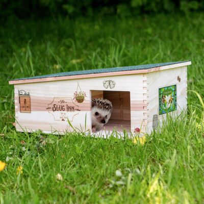 Maison de la faune - The Slug Inn Hedgehog House