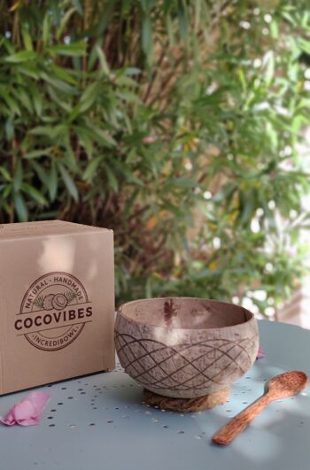 cocovibes bol en noix de coco HAWAII avec cuillère en bois de coco et sous-verre noué à la main en fibres de coco 5