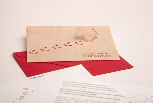 Eichhörnchen, Just a few steps to Christmas - Holzgrußkarte mit PopUp-Motiv