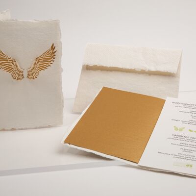 Alas de ángel - tarjeta doblada de papel hecho a mano
