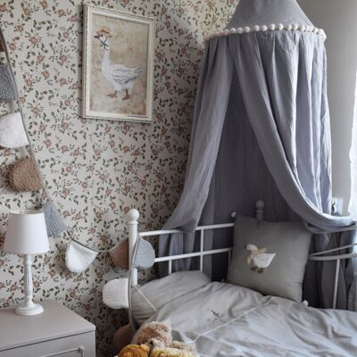 Gray pompoms - Bed canopy