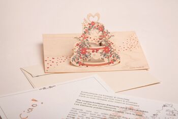 Gâteau de mariage - carte de voeux en bois avec motif pop-up 1