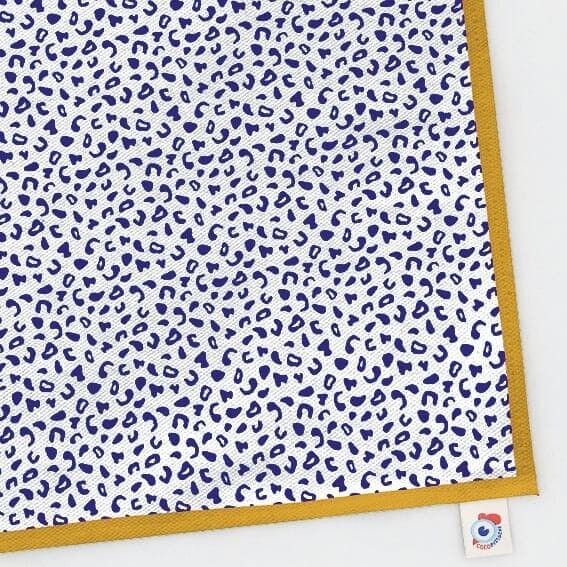 Kirschblaue wiederverwendbare Schutzmaske aus Stoff