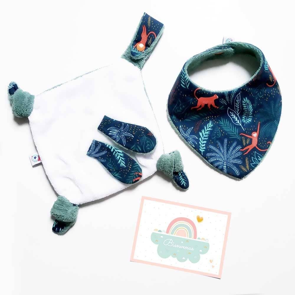 Confezione REGALO NASCITA per bimba bimba € 29 trapunta piatta scimmia / coniglietto + 1 bavaglino + 1 biglietto nascita