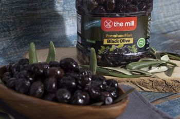 The Mill Naturally Fermented Black Olives 900g PET - Taille 321-350 (XS) 2