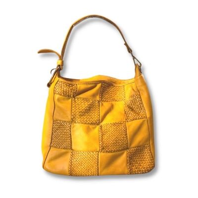 MELISSA diamond pattern shoulder bag | Mustard