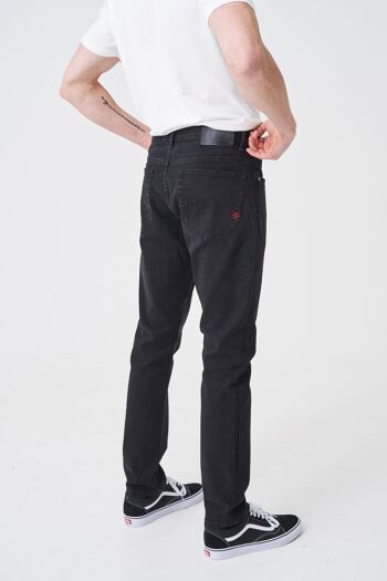 F16 Jean Slim fuselé Noir Vintage Wash 4