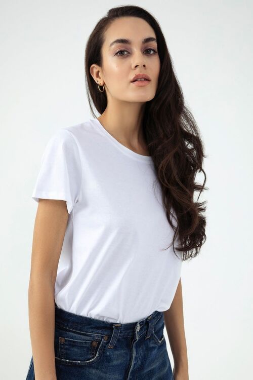 Vivien Women T-Shirt Round Neck Short Sleeve White Single Jersey