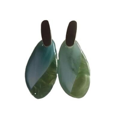 Blätter-Ohrringe mit grüngoldenem Verschluss