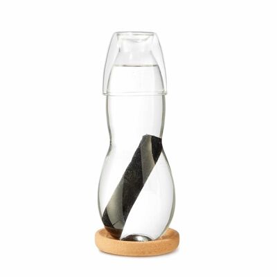 Carafe personnelle BLACK + BLUM avec charbon de bois