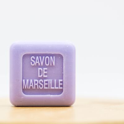 Marseille-Seife mit Lavendel