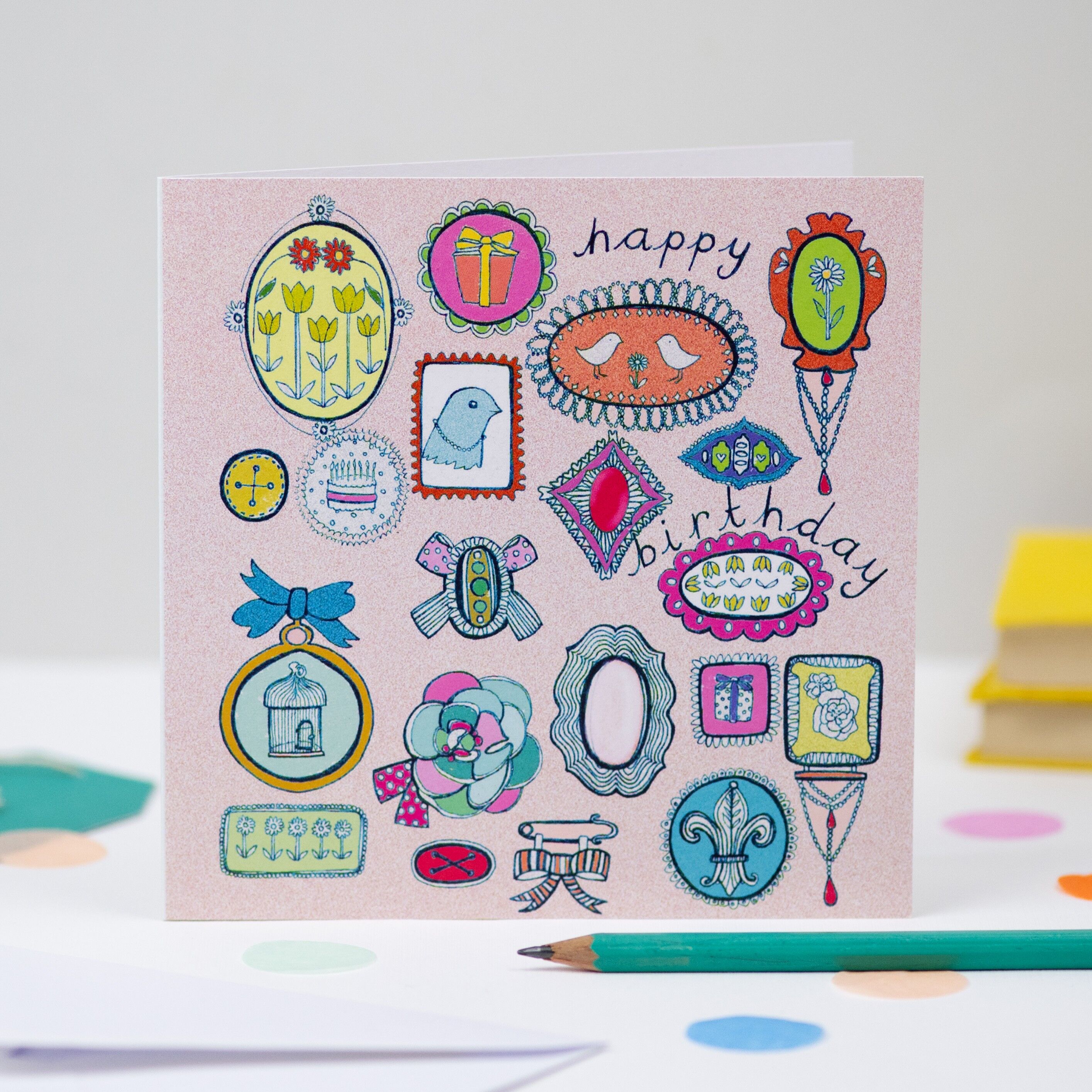 Tarjeta de cumpleaños 'Broches'