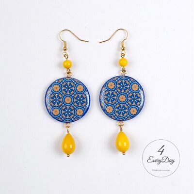 Earrings : Yellow and blue majolica