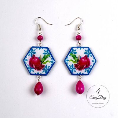 Earrings : Majolica pomegranate hexagons