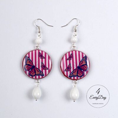 Earrings : Butterflies on red lines