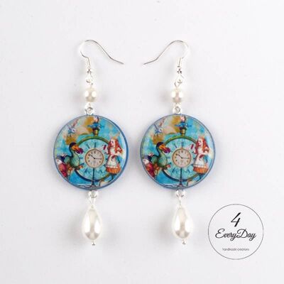 Boucles d'oreilles : Alice au Pays des Merveilles