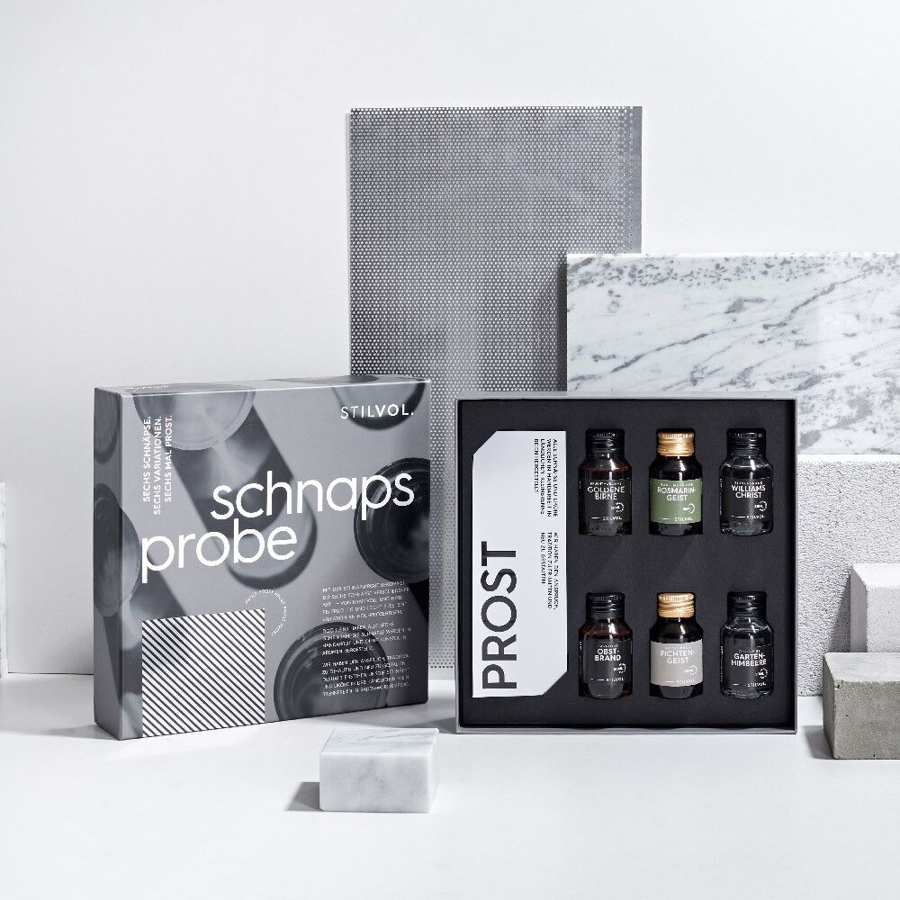 Geschenkbox Schnapsprobe — Geschenkset mit Mini-Schnäpsen — STILVOL. Spirituosen