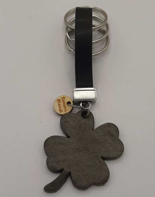 Clover keychain antiek grijs XL