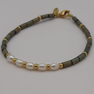 Hematite bracelet freshwater pearls