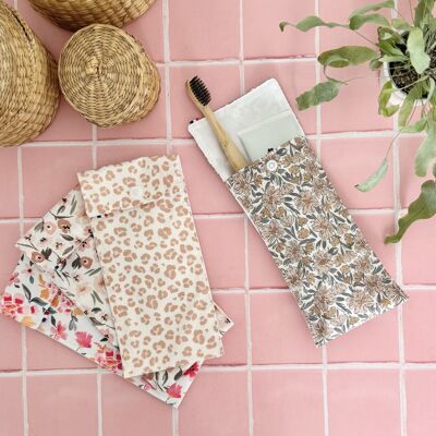Etui imperméable pour brosse à dents et dentifrice