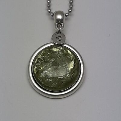 Collar plata antigua perla brillo verde oliva