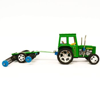 Tracteur en tôle 16cm