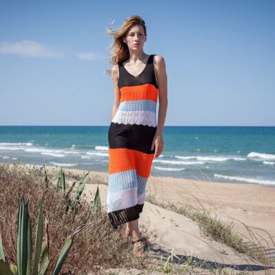 ROBE MAY LONG NOIRE ET ORANGE AU CROCHET