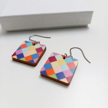 Boucles d'oreilles pendantes en bois carrées colorées Choice 2