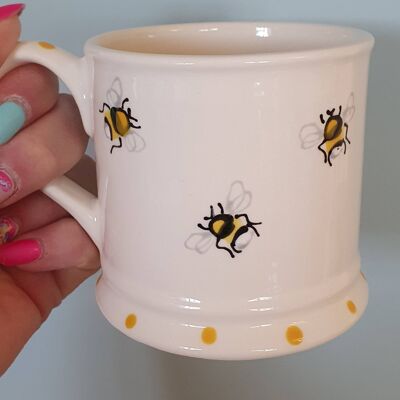 Handpainted Bumble Bee Mug - Bee Mug - Bees - Country Wildlife- Country Mug - Personalised Mug - Mothers Day Mug - Nana - Easter Gift A