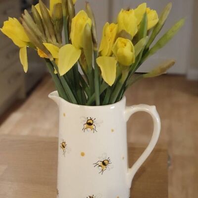 Handpainted Bee Jug - Country Jug - Mothers Day Gift - Bees - Wildlife  - ceramic Jug - Milk Jug - Vase