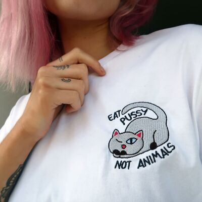 EAT PUSSY NOT ANIMALS Besticktes Unisex-Shirt Flieder