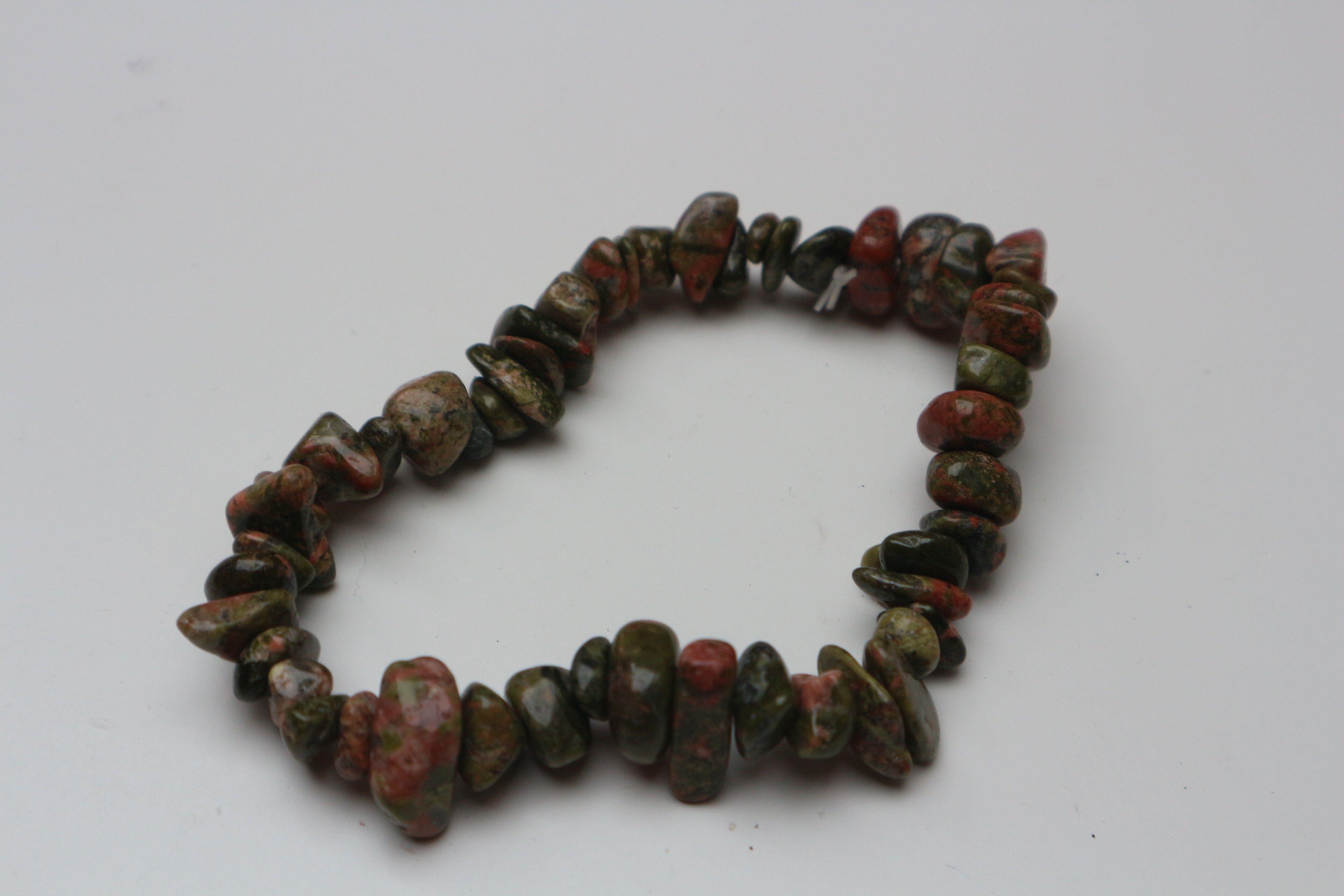 Split-Armband aus Unakit