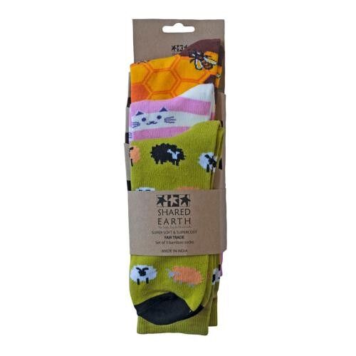 3 pairs of bamboo socks, bees cats sheep, Shoe size: UK 7-11, Euro 41-47 (ASPA10L)