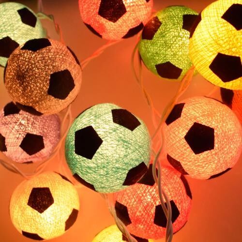 String lights, cotton football x 20, assorted colours, BATTERY operated (LAN15B)