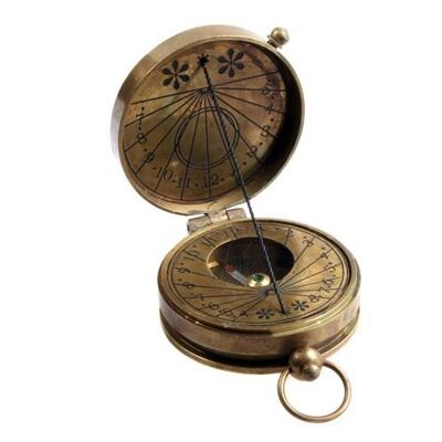 Pocket sundial and compass in brass, Mary Rose replica (NA18715)