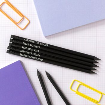 Ensemble de crayons Booklover | Treat Yo Shelf - Avec étui à crayons 3