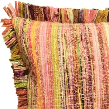 Housse de coussin Rag chindi matière sari recyclée multicolore frangé 40x40cm (UP041) 4